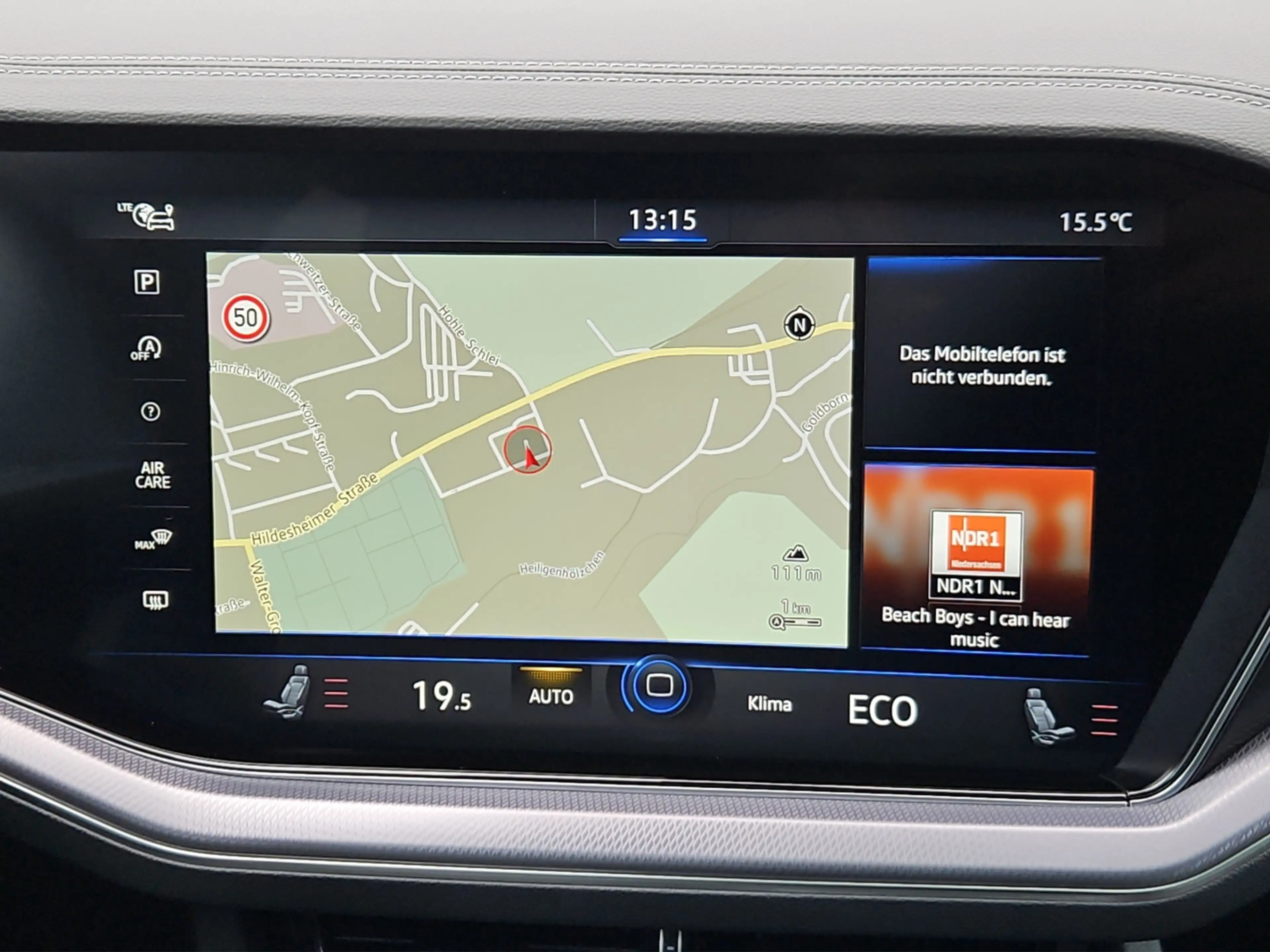 Volkswagen Touareg R-Line Black Style 4Motion 3.0 V6 TSI AHK HUD Pan — photo 10