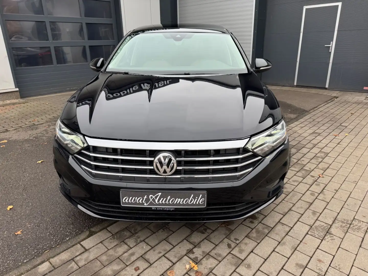 Volkswagen Jetta Sport 1.4 TSI Automatik Panoramadach LED Schwarz - 2