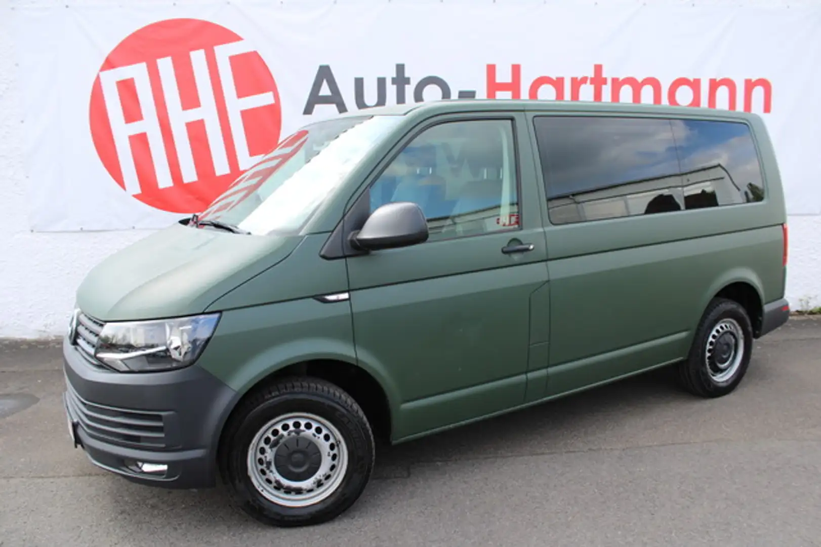 Volkswagen T6 Transporter 2.0 TDI Kombi 4M Standhz Diff PDC Šedá - 1
