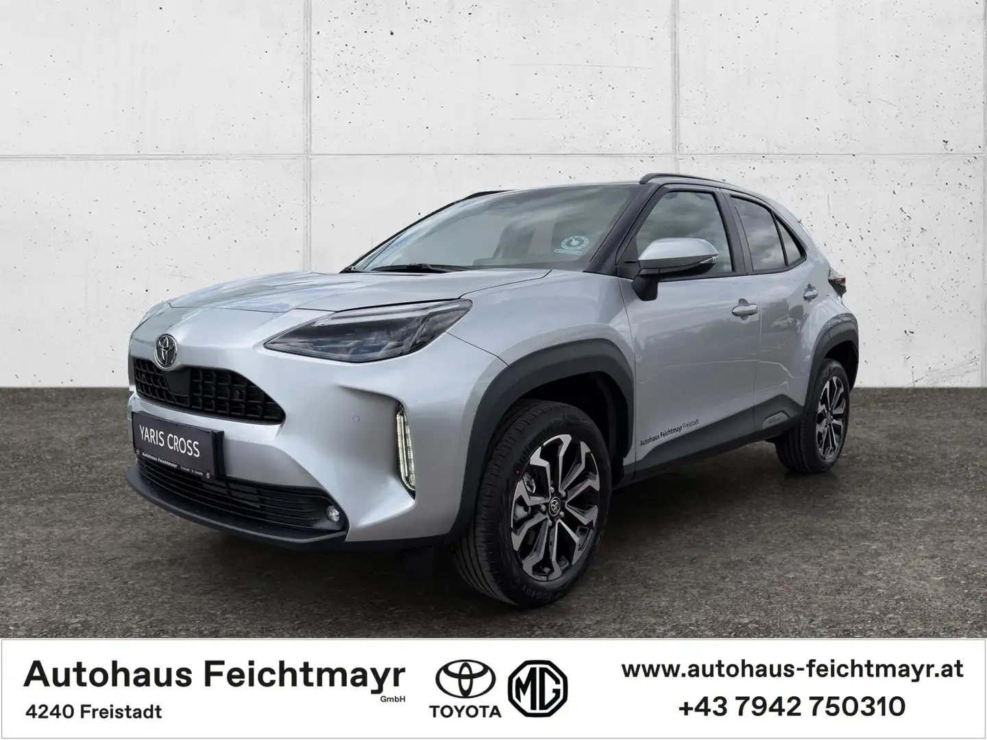 Toyota Yaris Cross HYBRID 2WD Active Drive Safety Paket 5t. Silber - 1