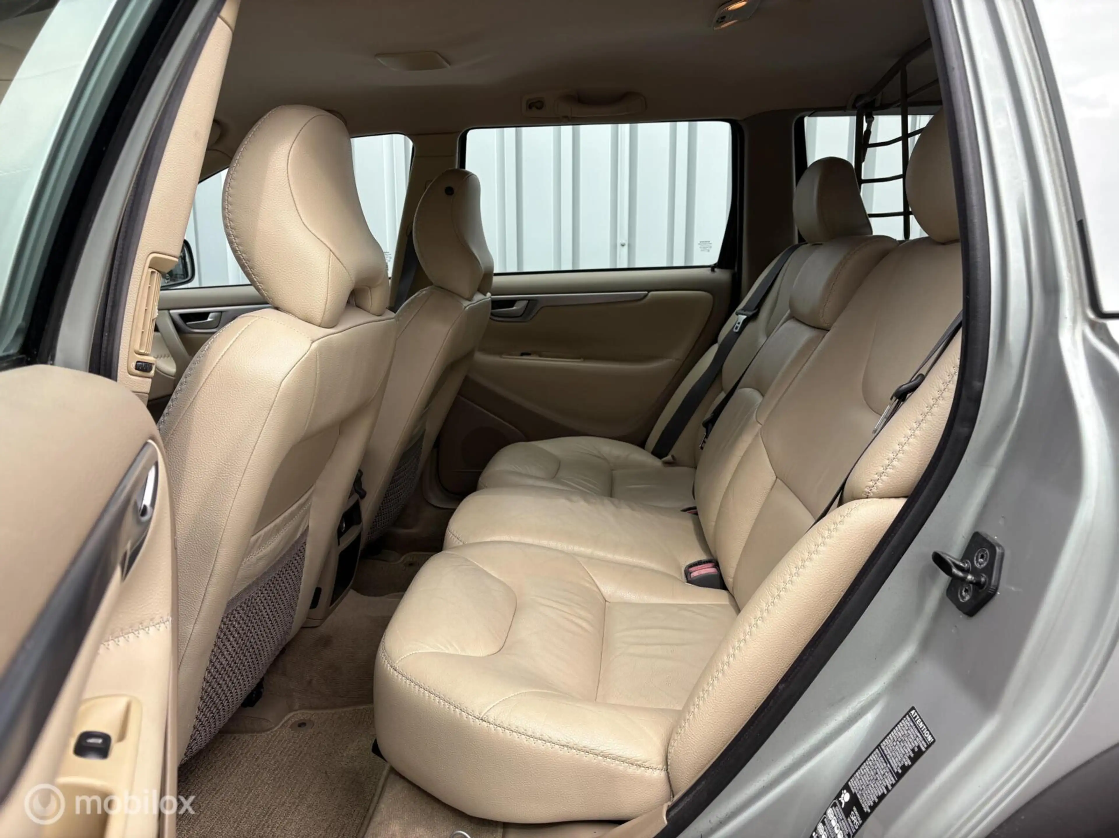 Volvo XC70 2.5 T AWD Comfort | 210pk | Leder | Trekhaak | Cru — photo 10