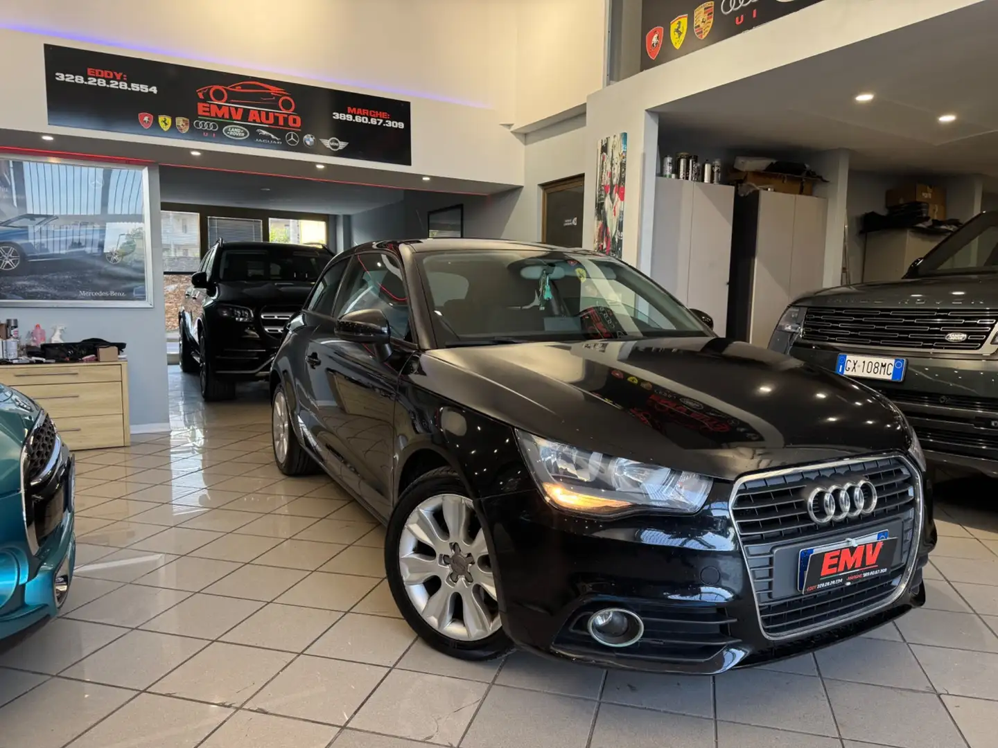 Audi A1 1.6 TDI 105 CV per operatori di settore visti e pi Black - 1