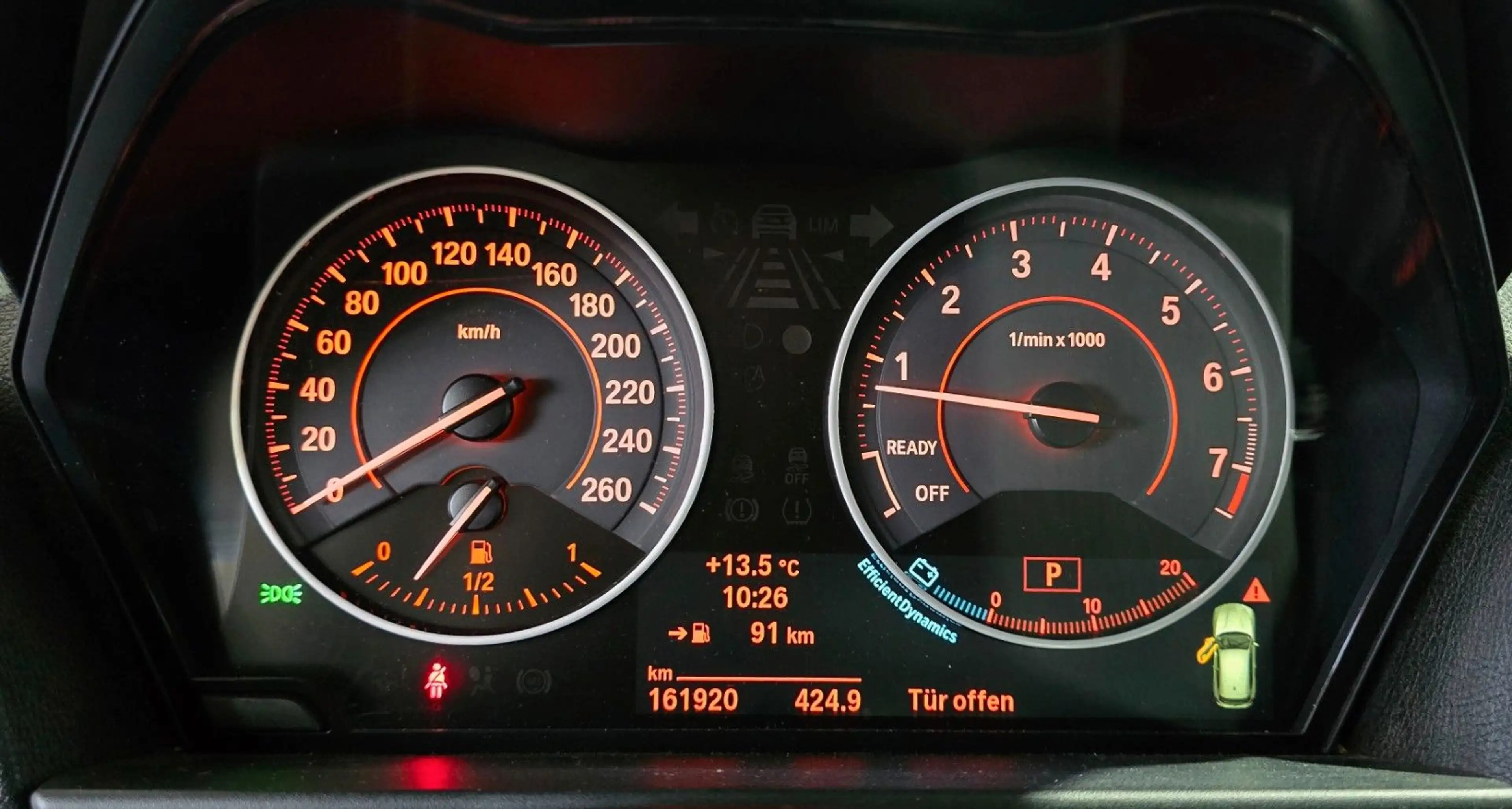BMW 135 i*NAVI PROF*HARMAN KARDON*BASTUCK*LEDER*AUTO — photo 29