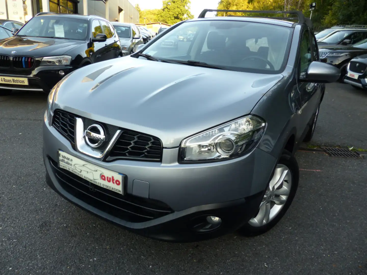 Nissan Qashqai 1.6 115CH VISIA Gris - 1