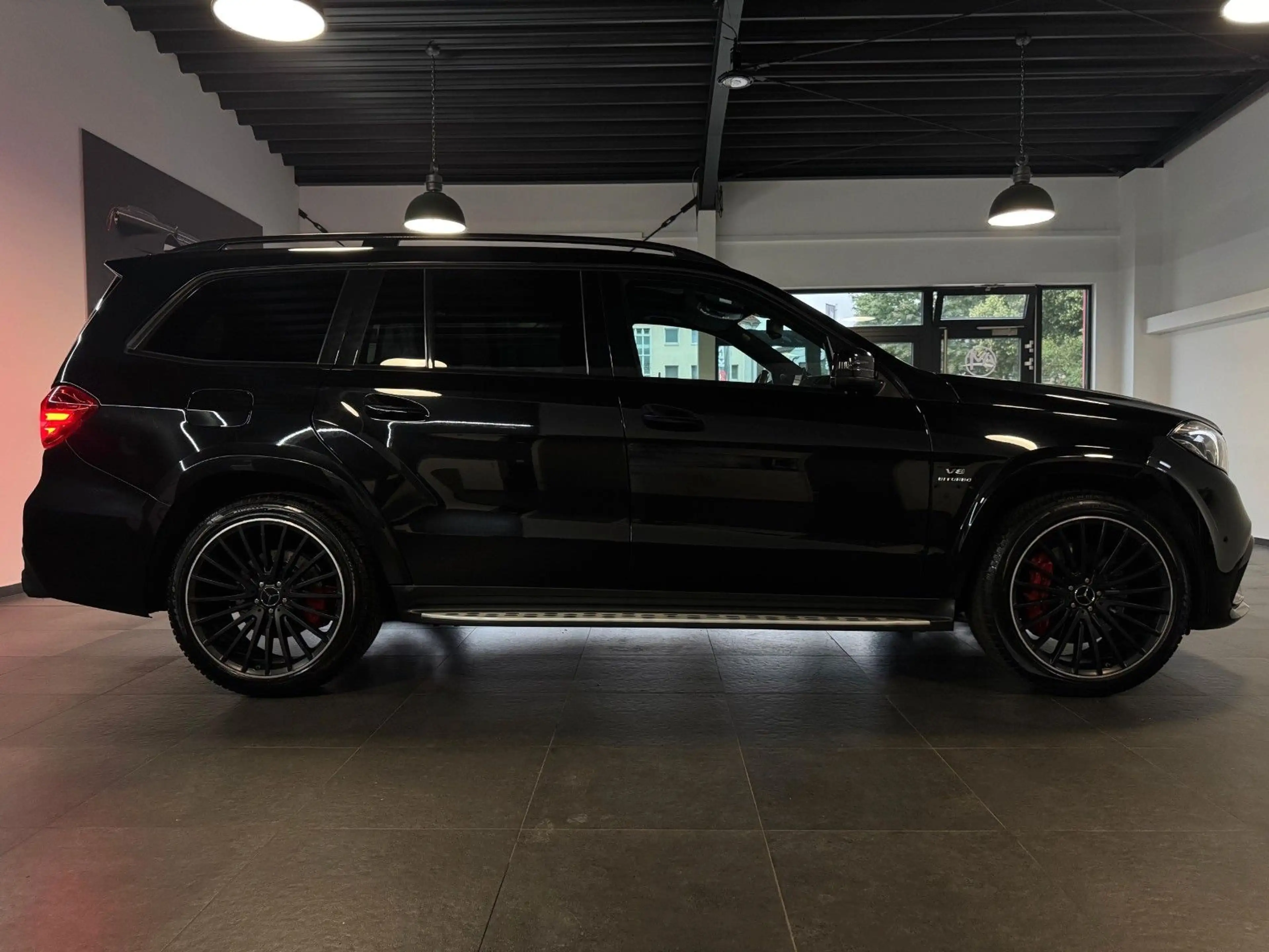Mercedes-Benz GLS 63 AMG AMG 4Matic/Pano+360°+Bang&Olufsen+Carbon — photo 4