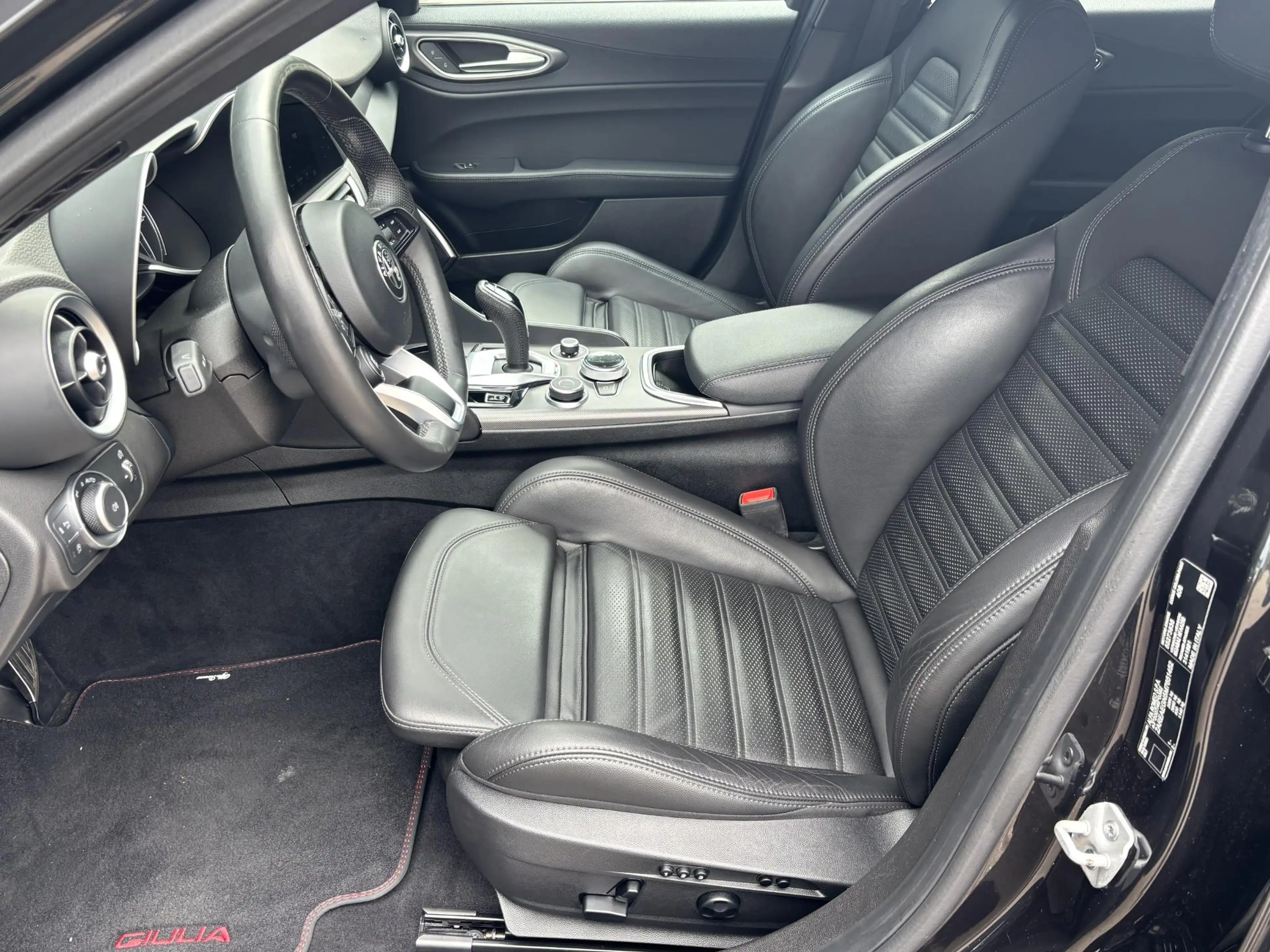 Alfa Romeo Giulia 200pk Sprint | 1ste eigenaar | LEER | Camera | Dod — photo 14