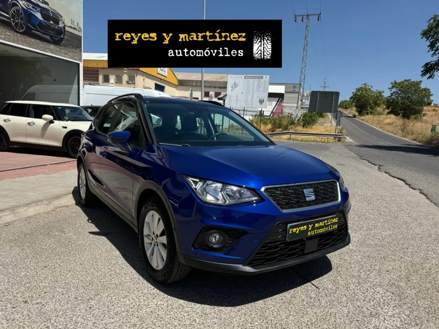 SEAT Arona 1.0 TSI S&S Xperience 110 Bleu - 2