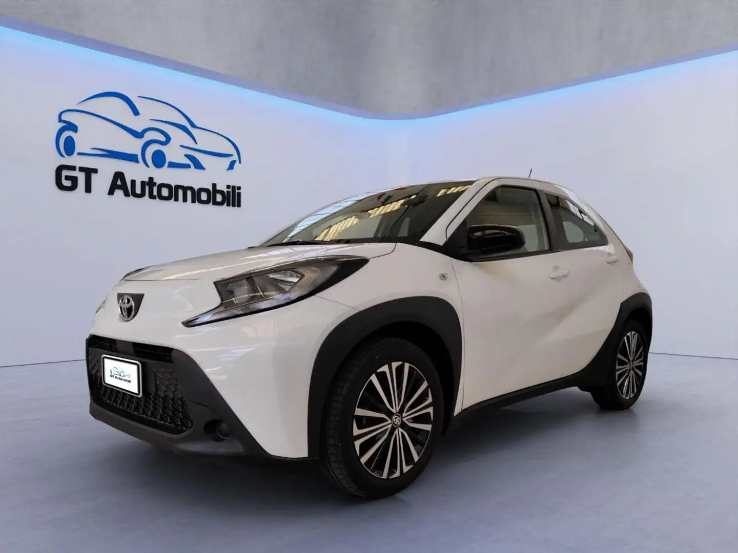 Toyota Aygo X 1.0 VVT-i 72 CV 5 porte prezzo vero Wit - 1