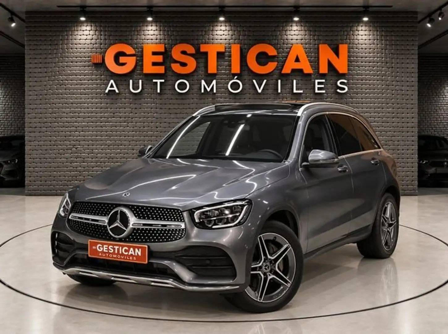 Mercedes-Benz GLC 300 e 4MATIC Gris - 1