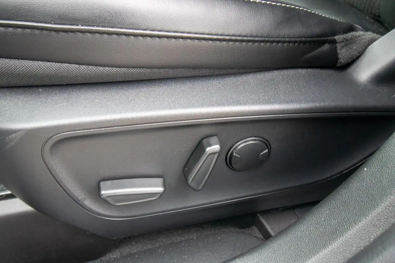 Ford Escape photo Ford Escape