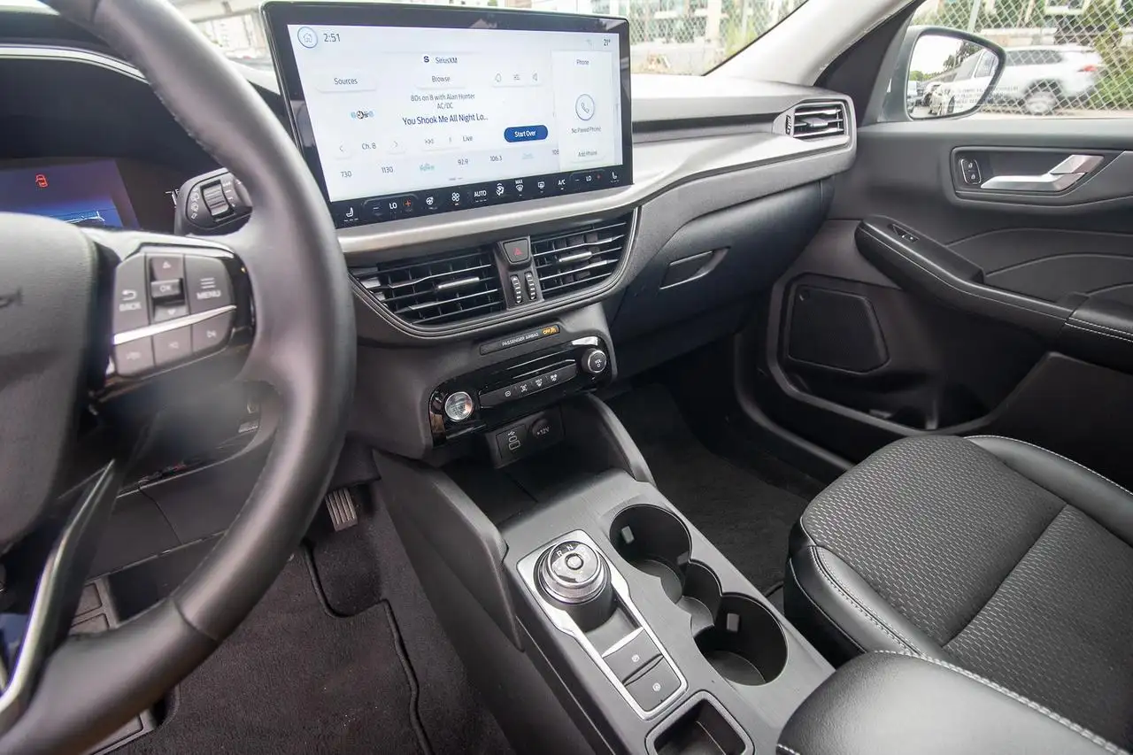 Ford Escape photo Ford Escape