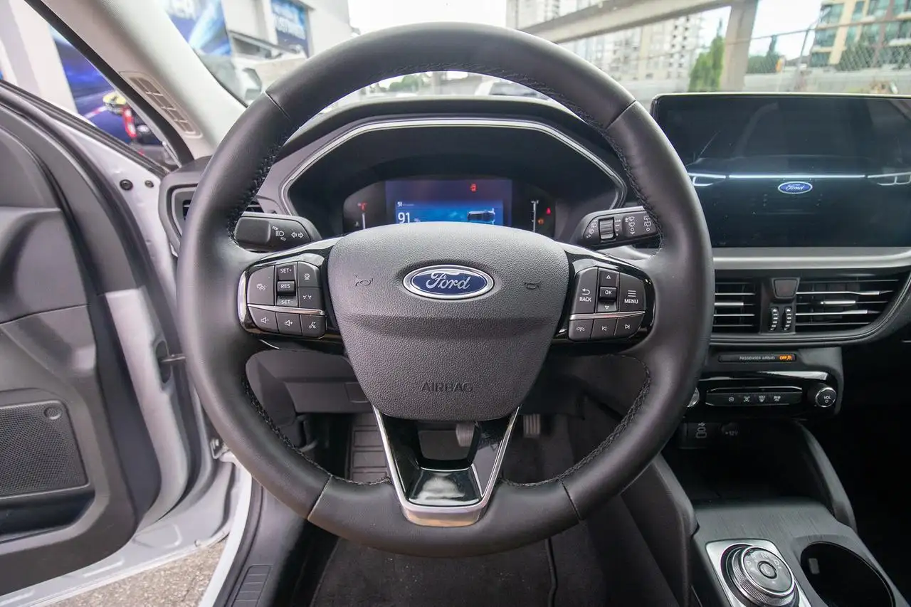 Ford Escape photo Ford Escape