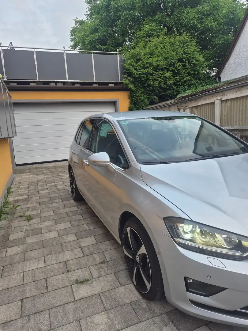 Volkswagen Golf Sportsvan Golf Sportsvan 1.4 TSI DSG Highline Silber - 2