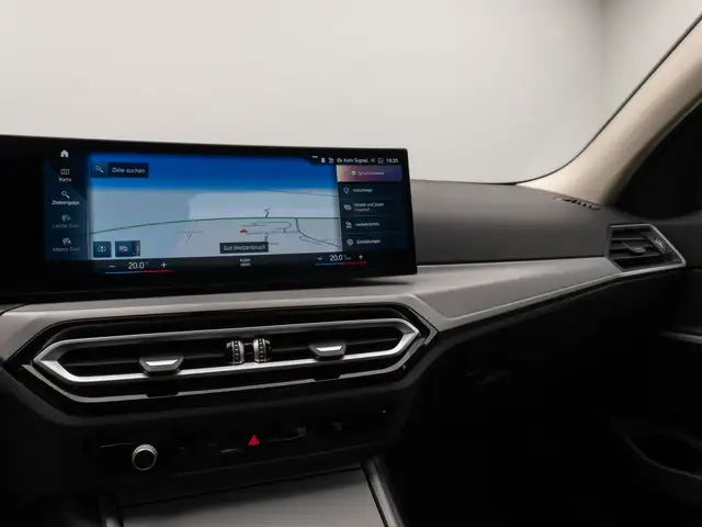 BMW 3 Series view 21