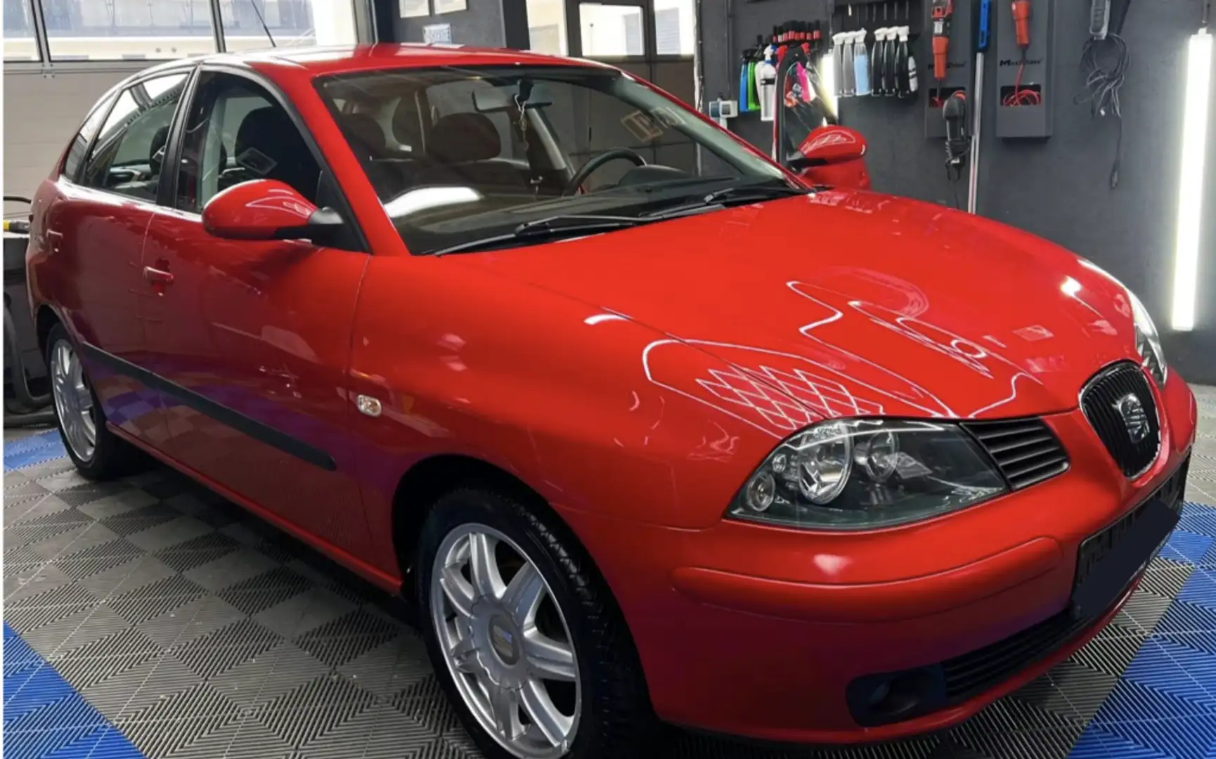 SEAT Ibiza 1.4TDi Sportrider 80 Rojo - 2
