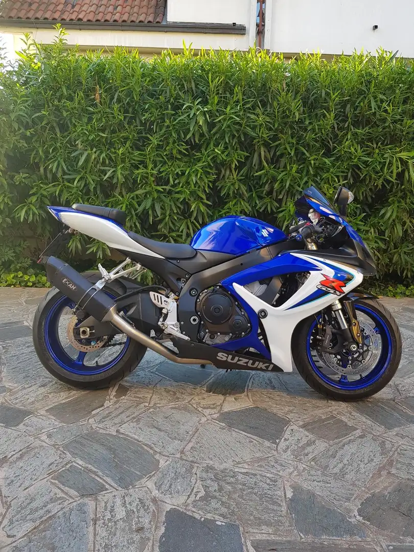 Suzuki GSX-R 600 - 1