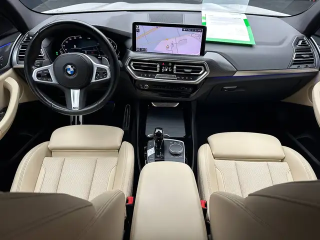 BMW X3 view 12
