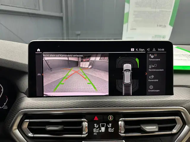 BMW X3 view 19