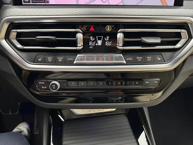 BMW X3 view 18