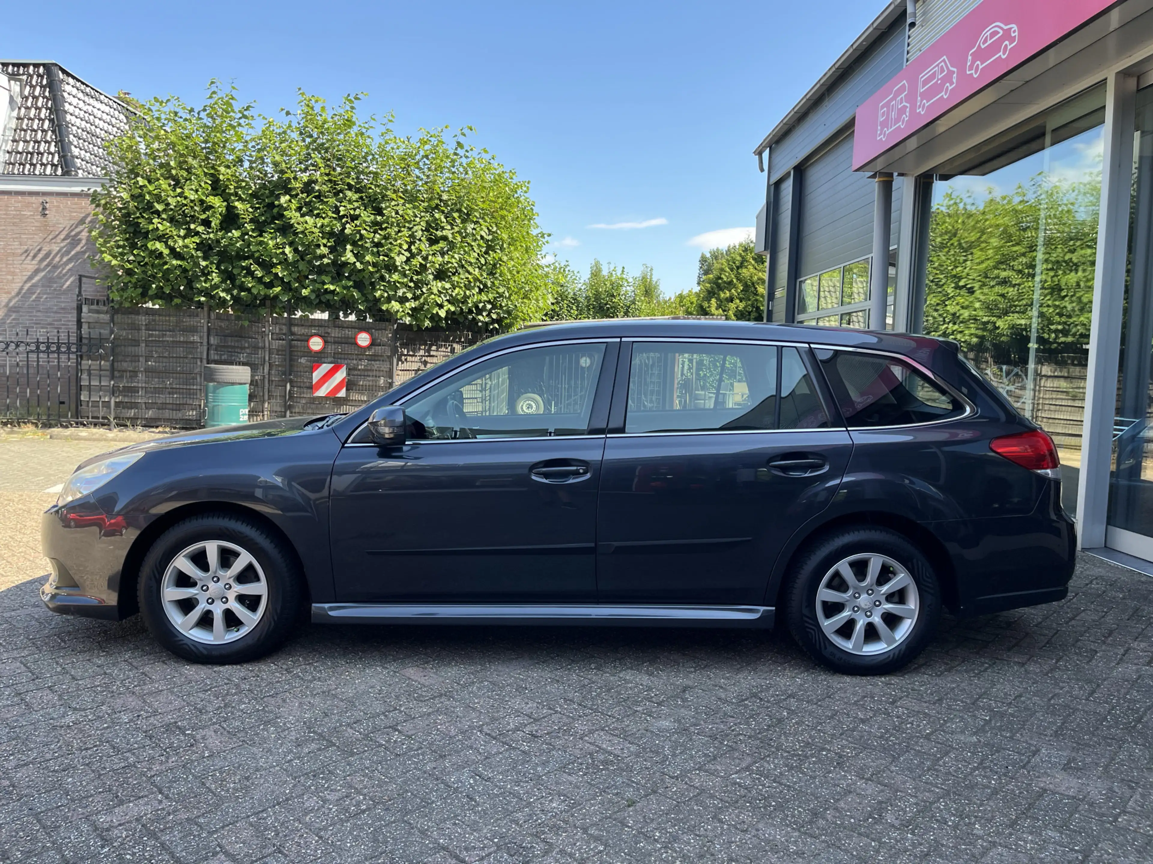 Subaru Legacy Touring Wagon 2.0i Intro Automaat, Trekhaak, Cruis — photo 3