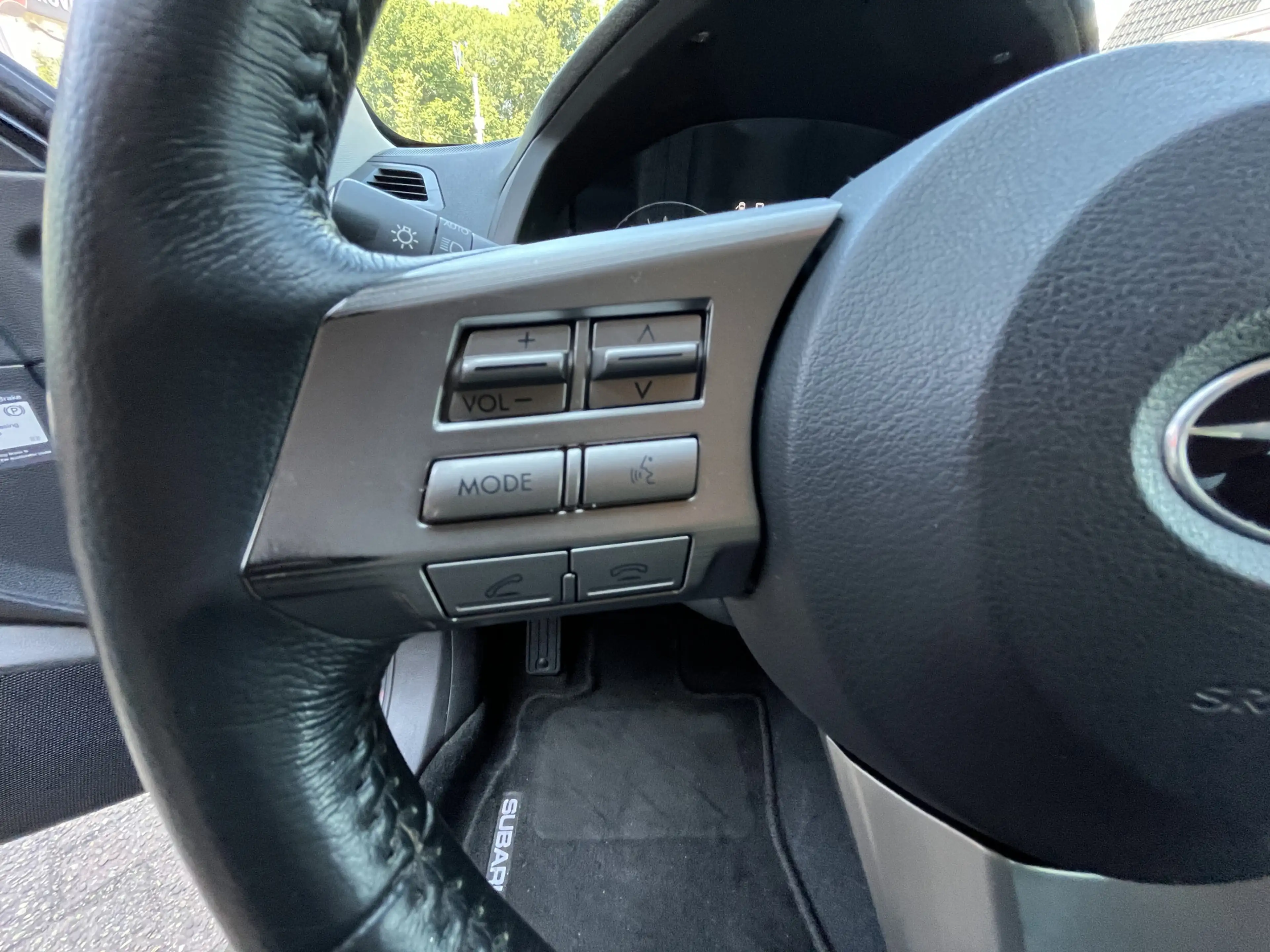 Subaru Legacy Touring Wagon 2.0i Intro Automaat, Trekhaak, Cruis — photo 23