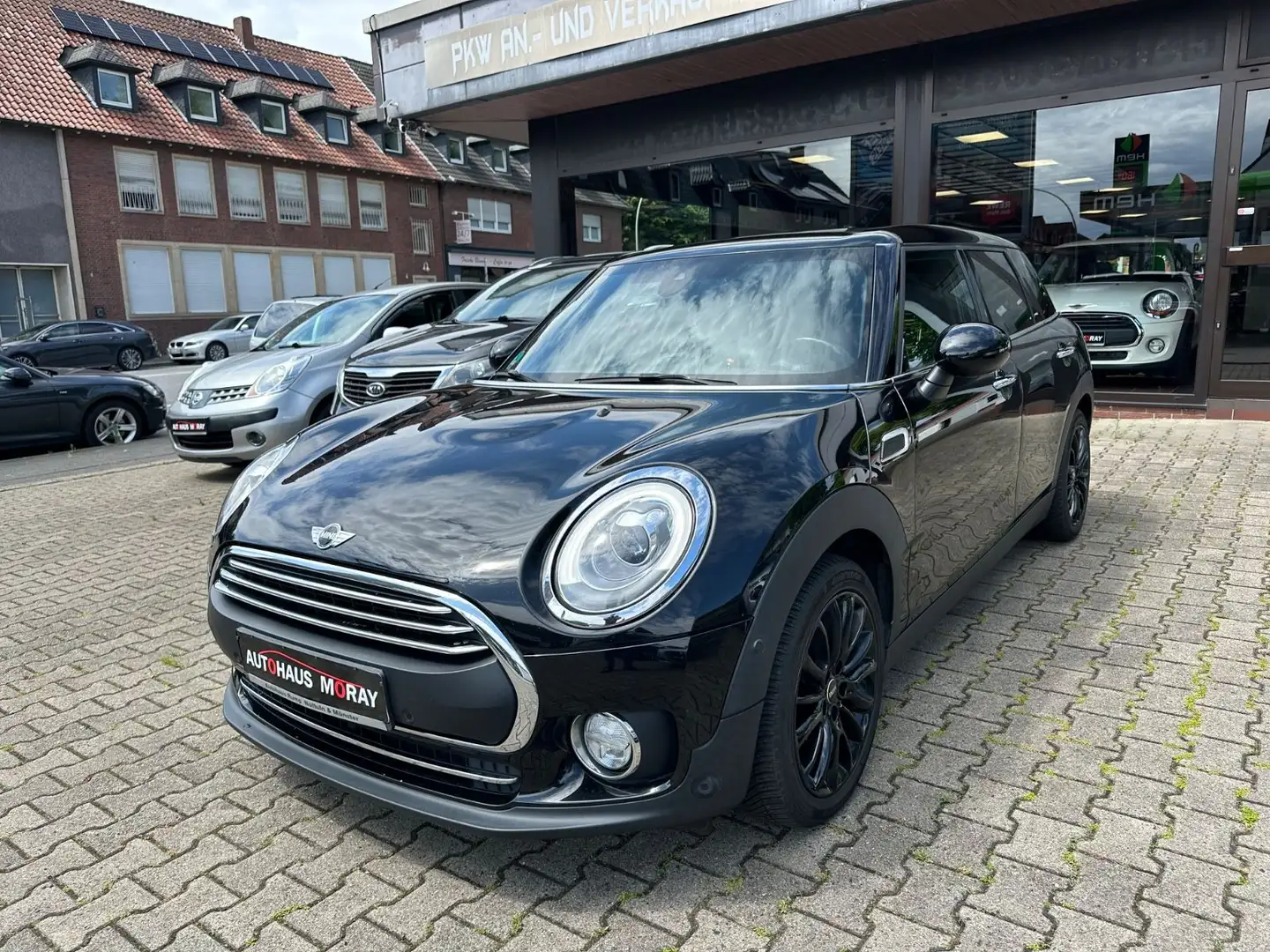 MINI One Clubman One, Navi., Sportsitze, Keyless Noir - 1