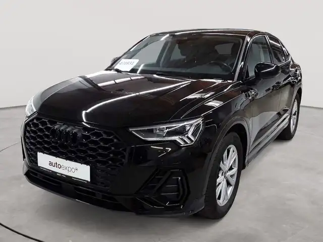 Audi Q3 view 2