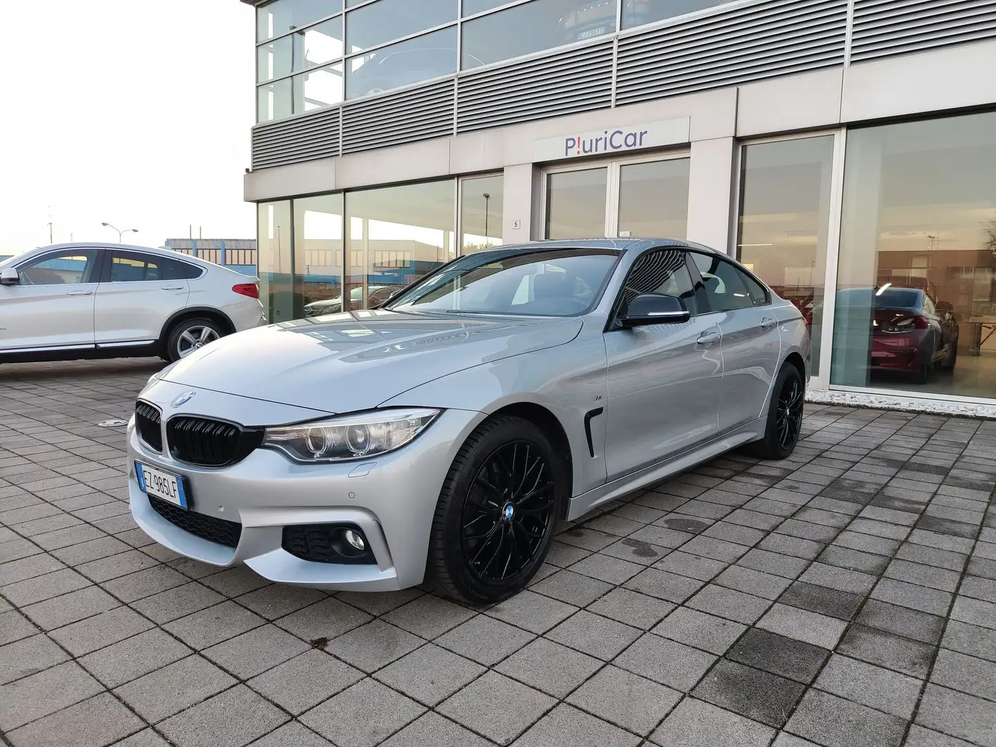 BMW 420 d MSport xDrive GranCoupé auto FariLED Camera Ezüst - 1