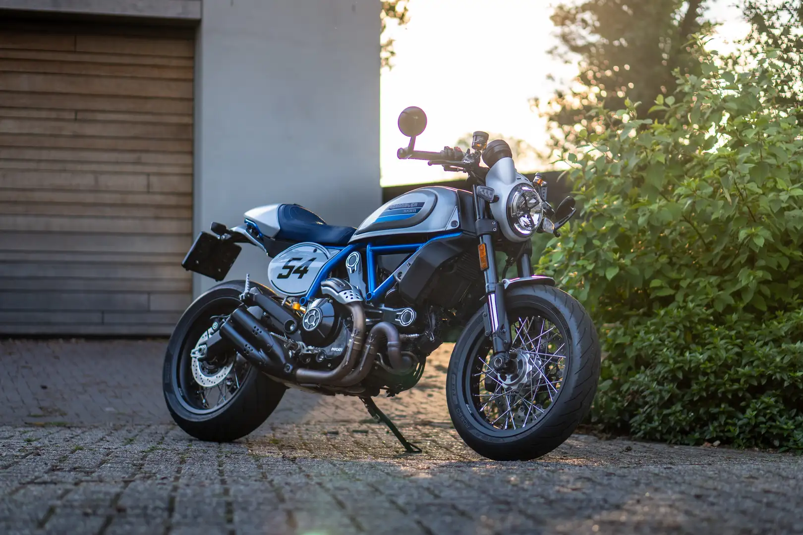 Ducati Scrambler Cafe Racer Grijs - 1