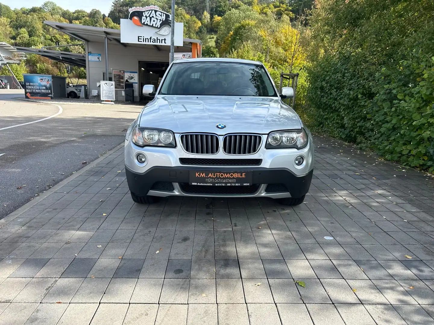 BMW X3 Baureihe X3 xDrive 25i Edition Lifestyle Silber - 2