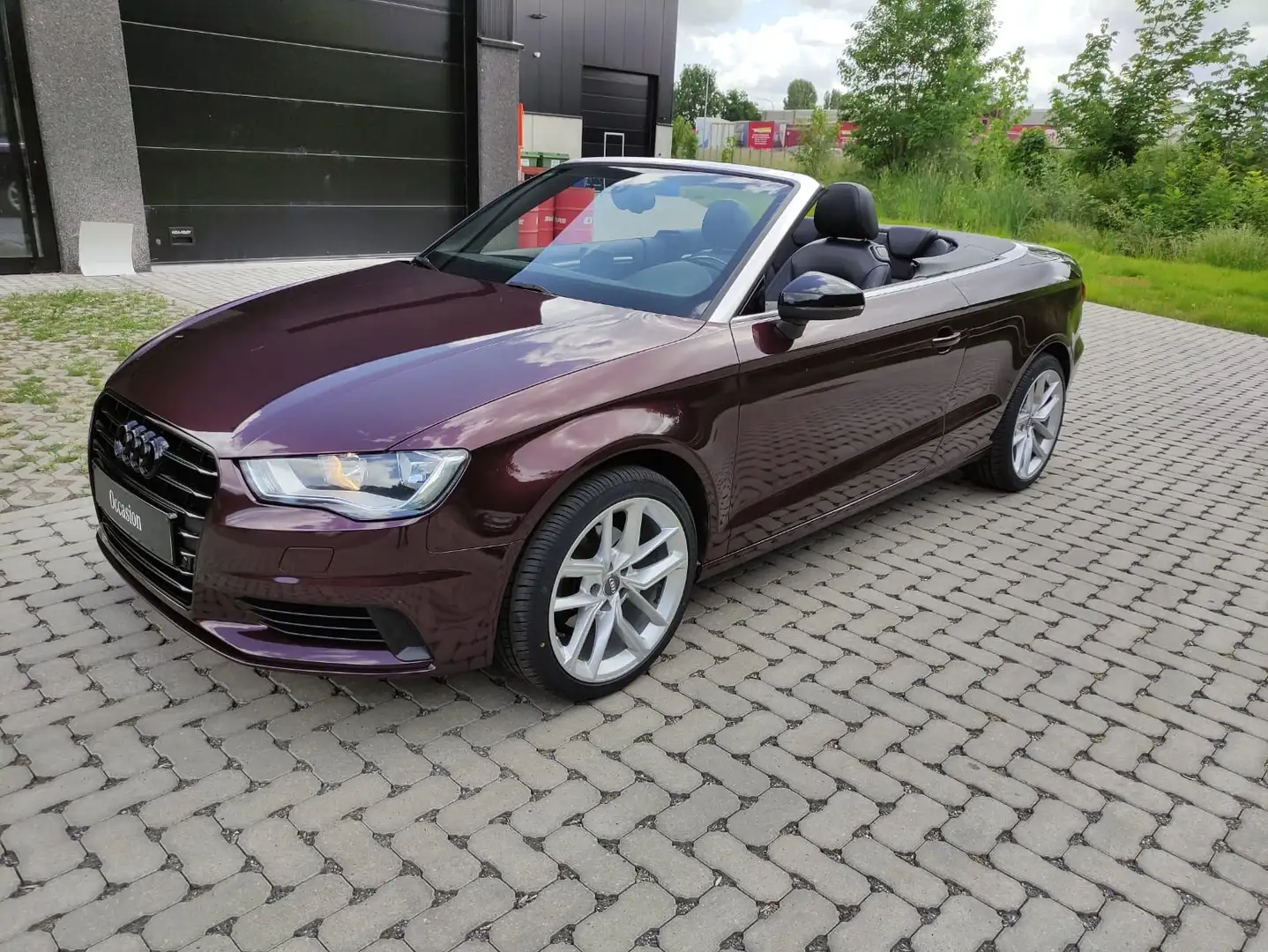 Audi A3 2.0 TDI Cabrio S tronic (clean diesel) Ambition Rouge - 1