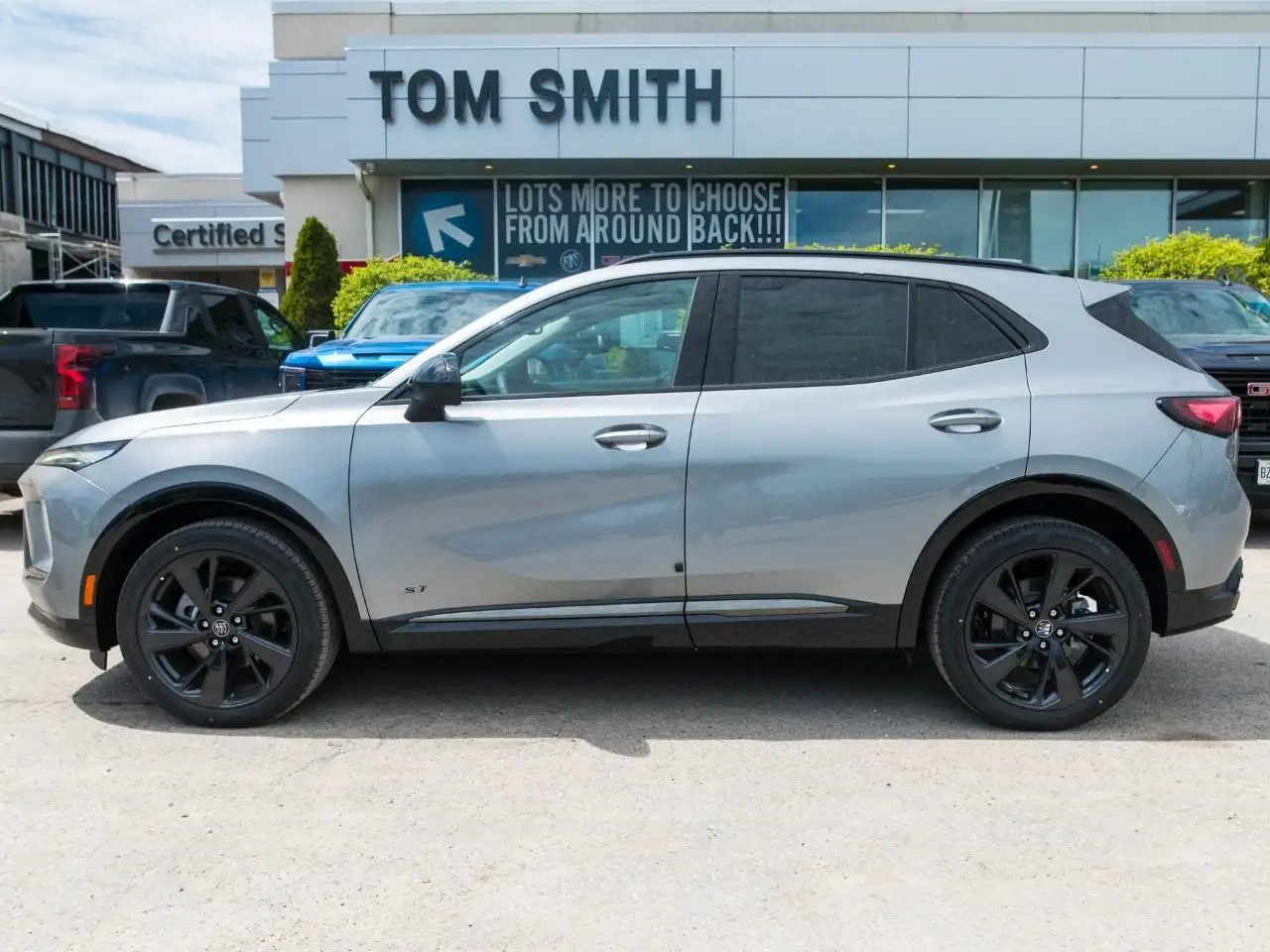 Buick Envision photo Buick Envision