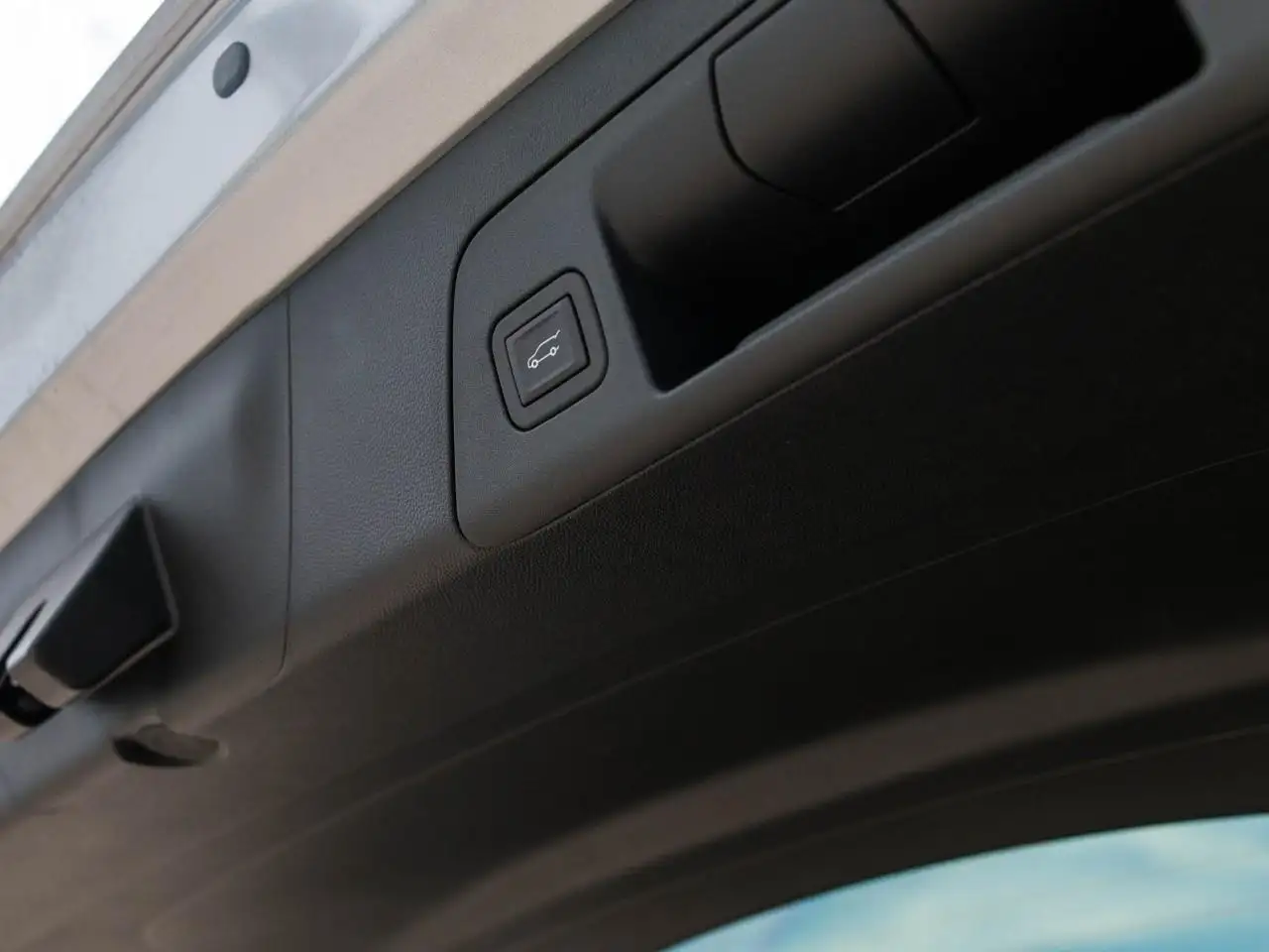 Buick Envision photo Buick Envision
