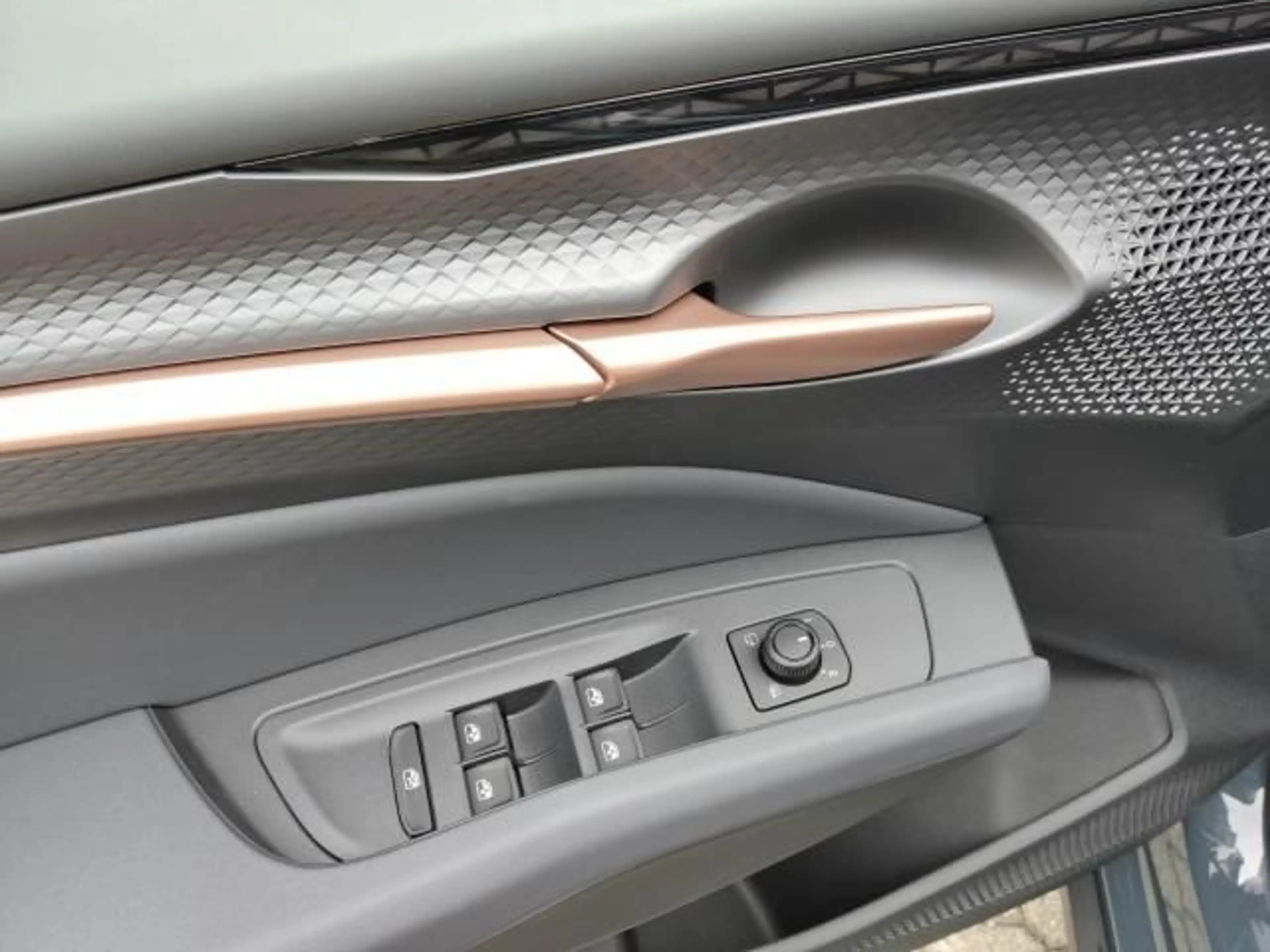 CUPRA Raval RAVAL ENDURANCE EDITION DYNAMIC PLUS 155 KW 52 K — photo 12