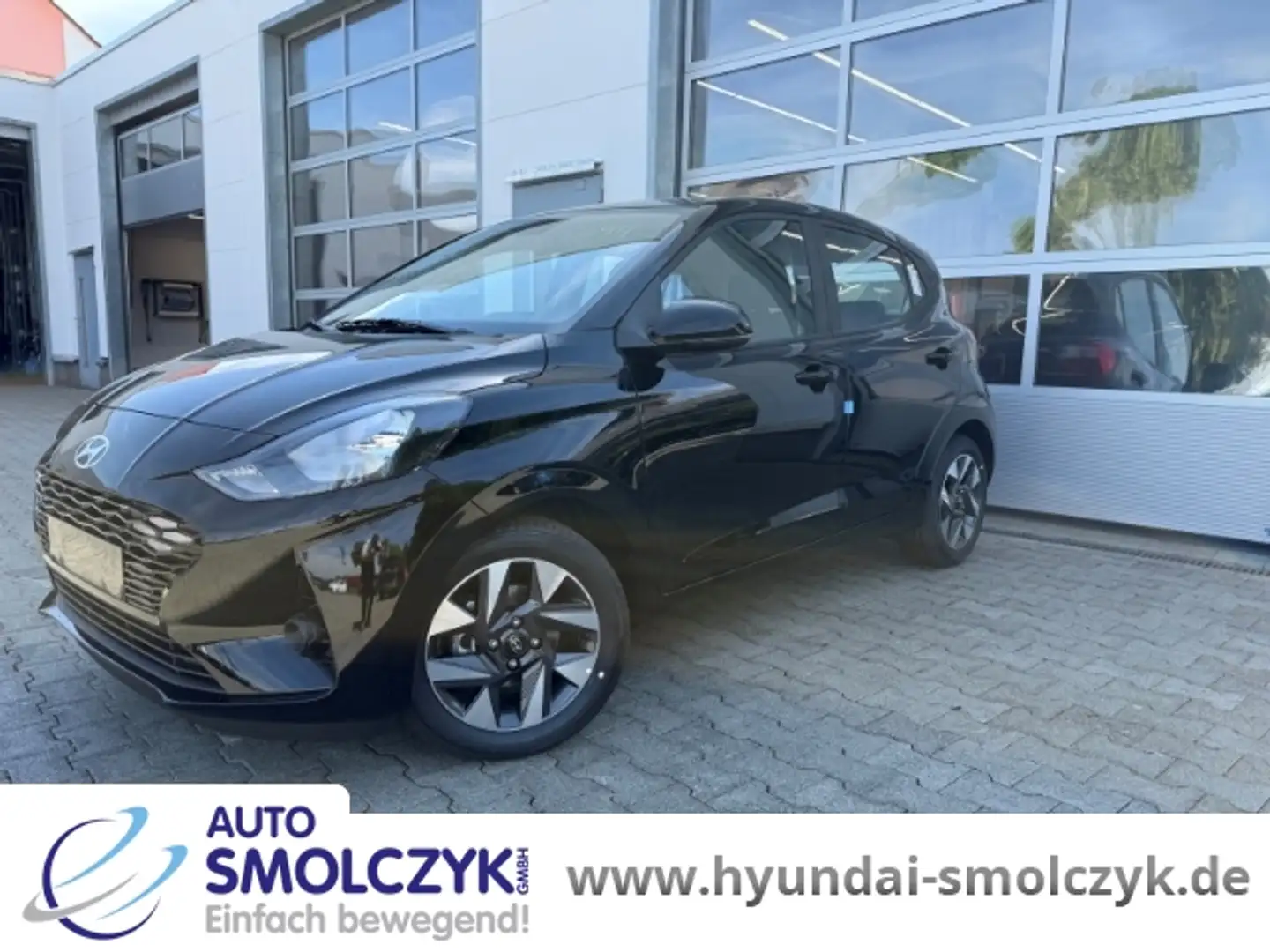 Hyundai i10 1.0 TREND+KAMERA+PDC+BLUETOOTH+NAVI Zwart - 1