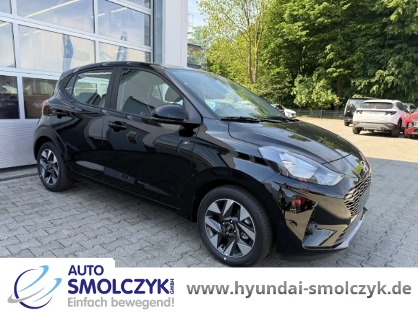 Hyundai i10 1.0 TREND+KAMERA+PDC+BLUETOOTH+NAVI Zwart - 2