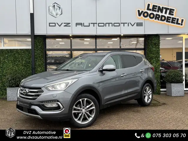 Hyundai SANTA FE 2.2 CRDi 4WD Comfort 7p. | Leder | Camera | ACC