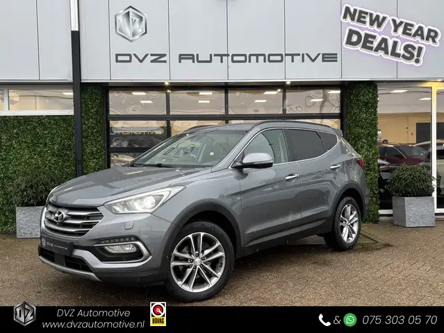 Hyundai SANTA FE 2.2 CRDi 4WD Comfort 7p. | Leder | Camera | ACC