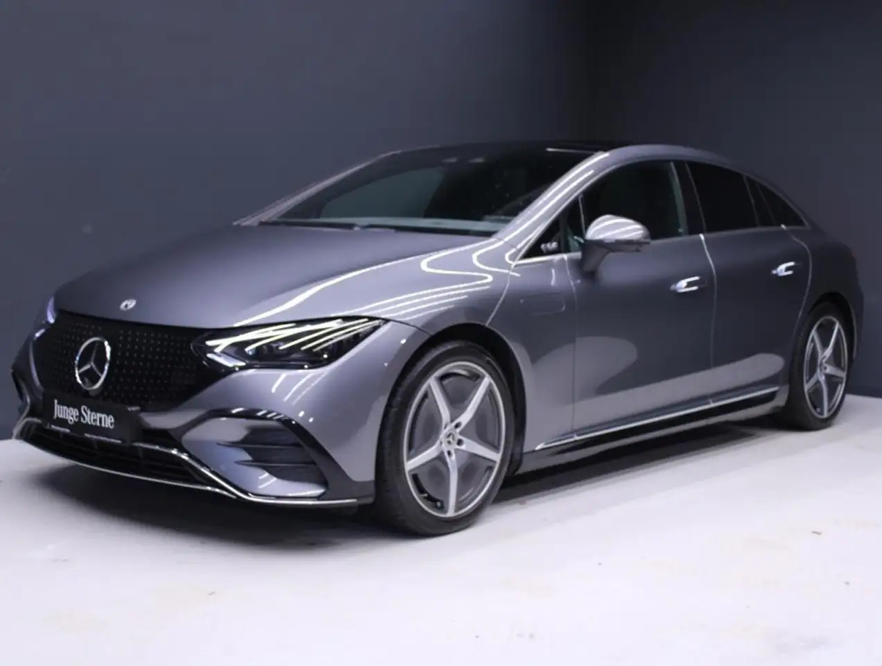 Mercedes-Benz EQE 350