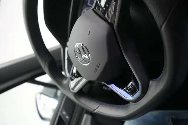 Volkswagen Tiguan view 22