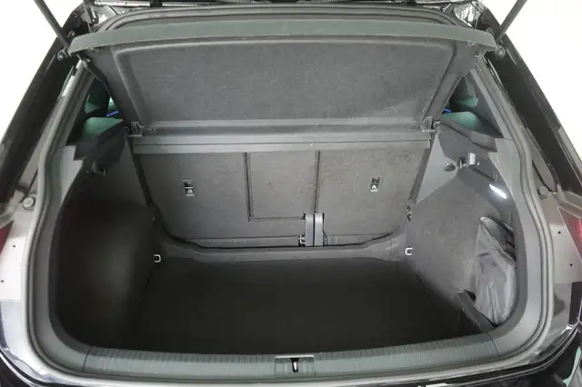 Volkswagen Tiguan view 30
