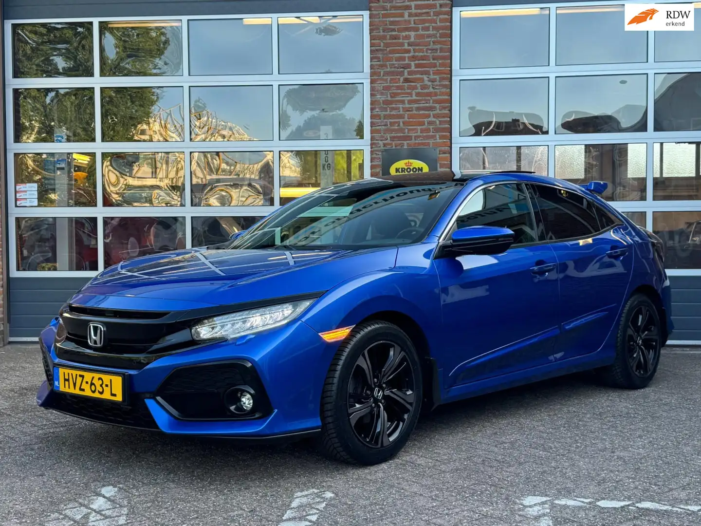 Honda Civic 1.0 i-VTEC Executive, navi, camera, adapt cruise, Blauw - 1