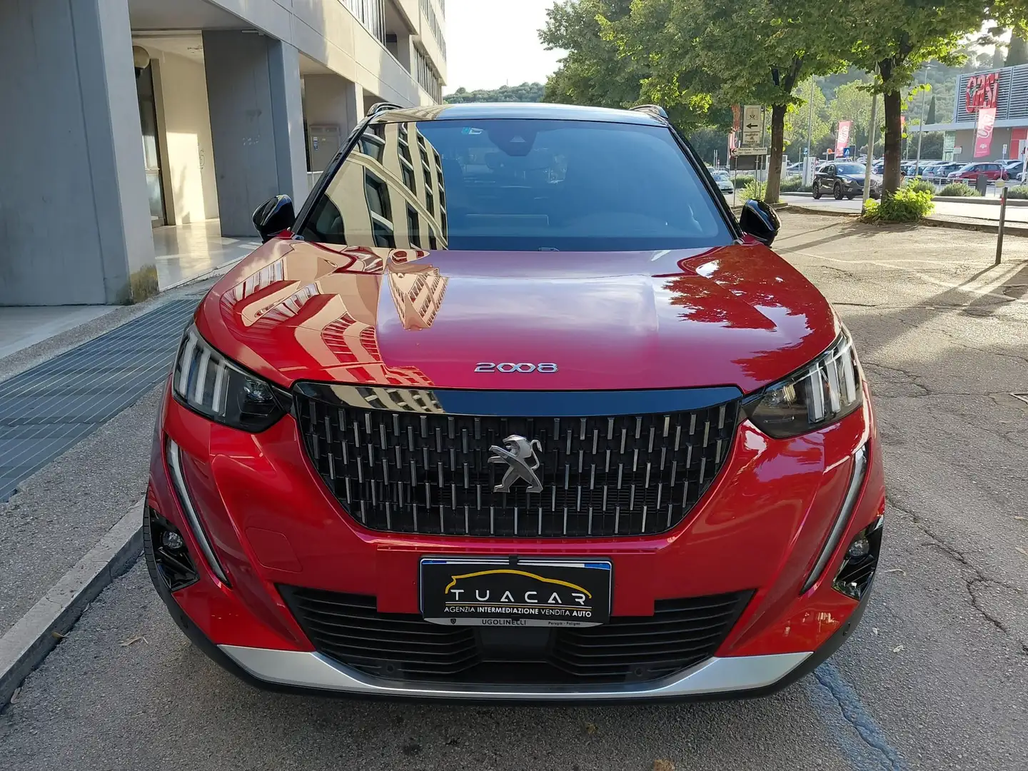 Peugeot 2008 2008 II 2020 1.5 bluehdi GT Pack s Rouge - 2