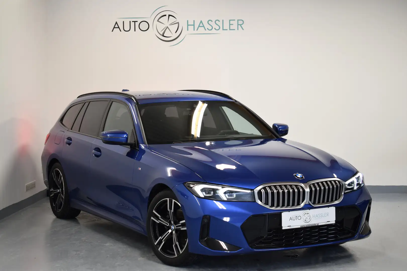 BMW 318 d Touring M-Sport Aut. LCI II Blau - 2