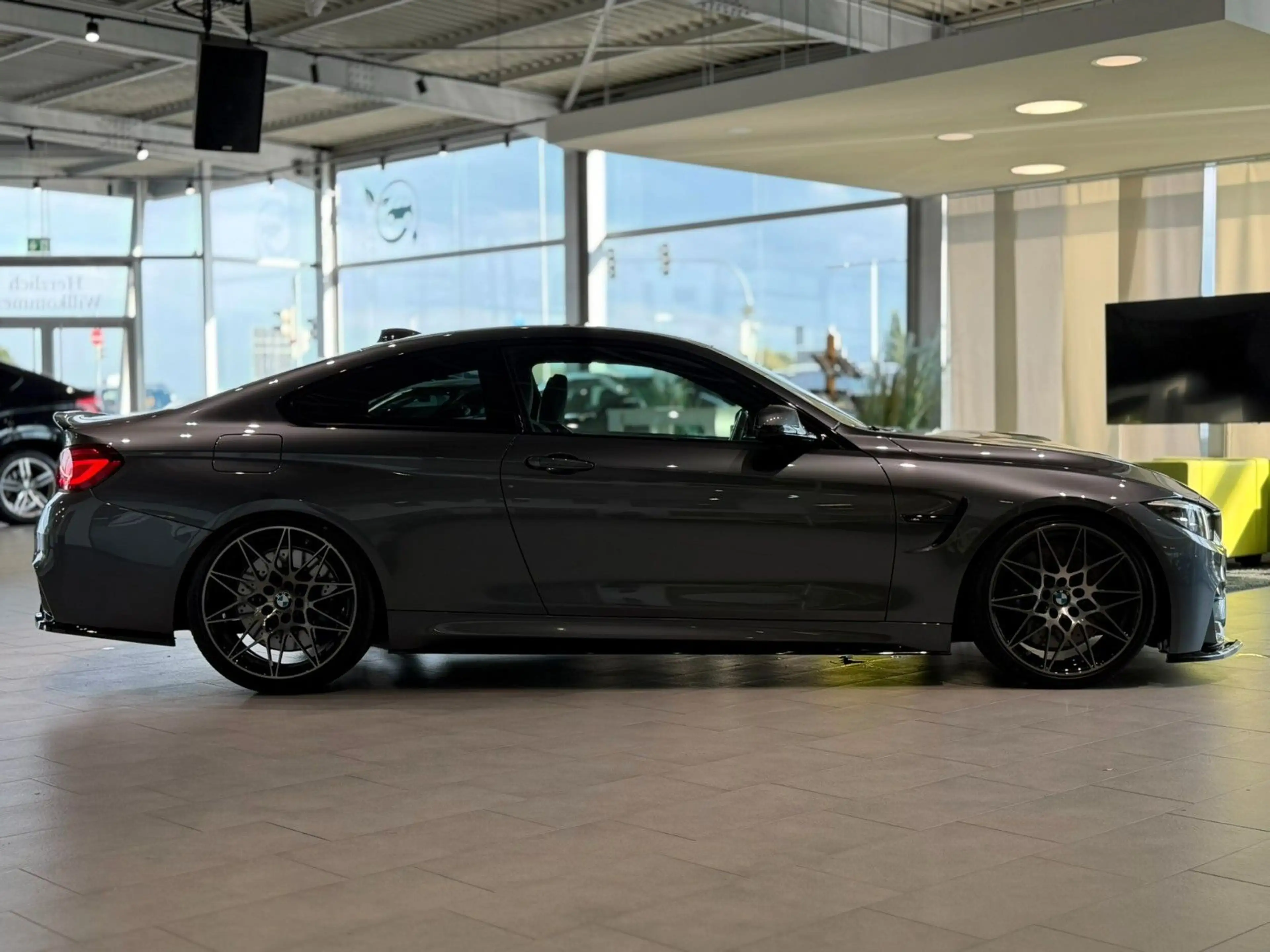 BMW M4 Coupe *REMUS-AGA*DEUTSCH*UNFALLFREI* — photo 8