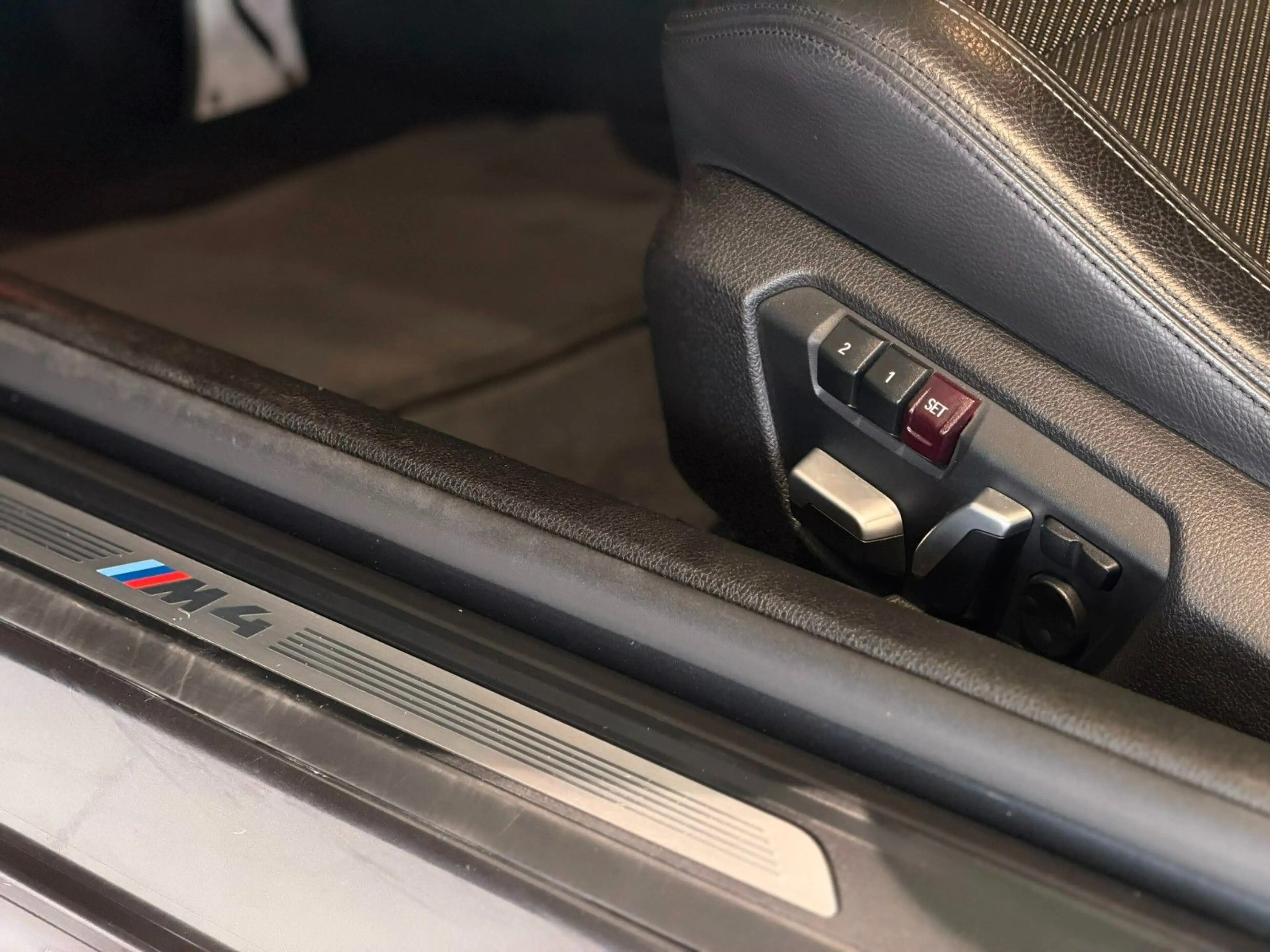 BMW M4 Coupe *REMUS-AGA*DEUTSCH*UNFALLFREI* — photo 13