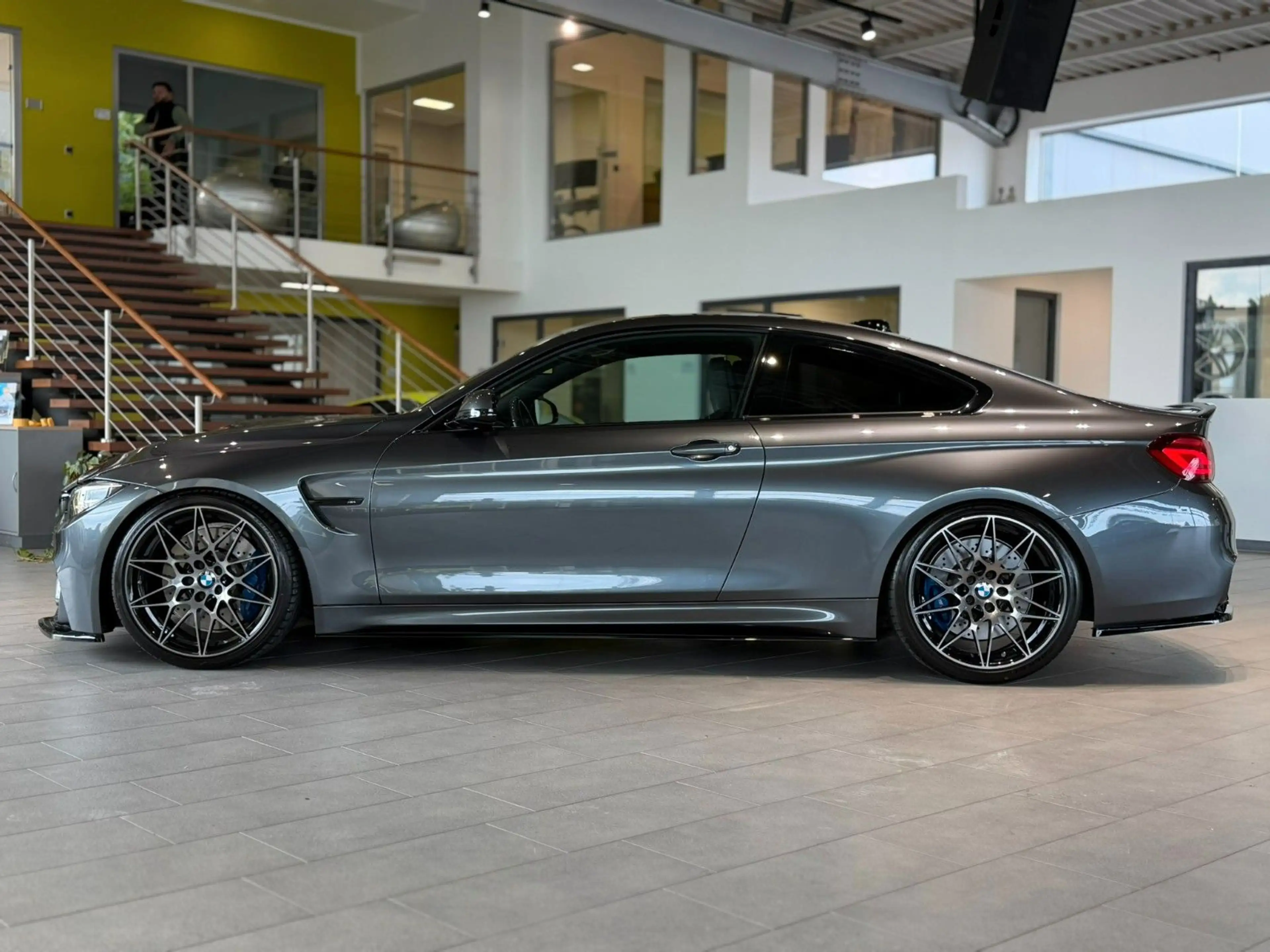 BMW M4 Coupe *REMUS-AGA*DEUTSCH*UNFALLFREI* — photo 3