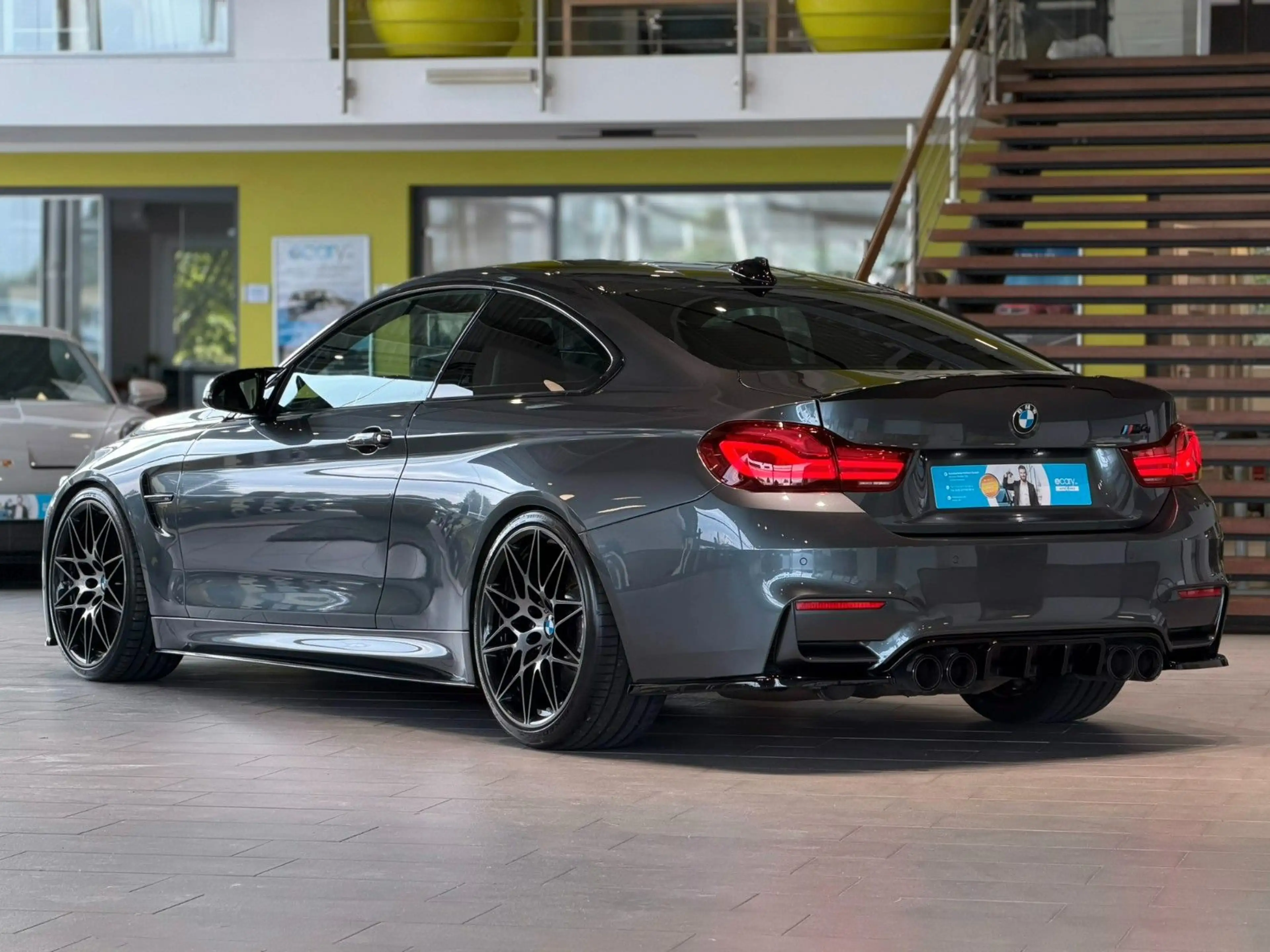 BMW M4 Coupe *REMUS-AGA*DEUTSCH*UNFALLFREI* — photo 4