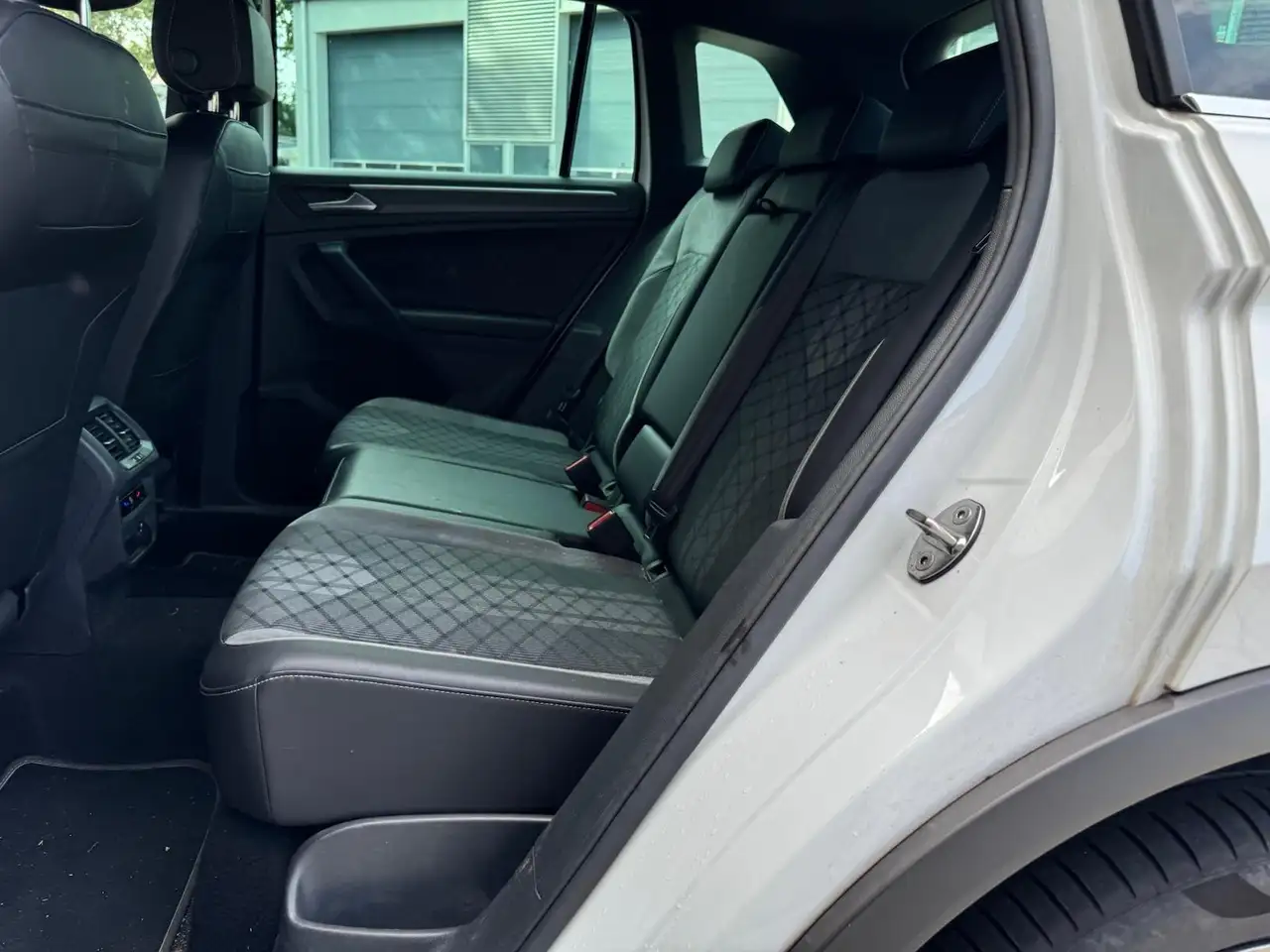 Volkswagen Tiguan 1.5 TSI R-Line Digital Cockpit Full LED IQ D, миниатюра 5