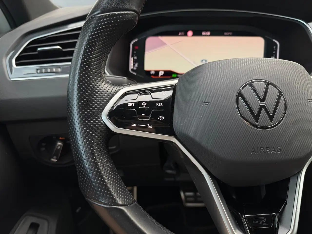 Volkswagen Tiguan 1.5 TSI R-Line Digital Cockpit Full LED IQ D, миниатюра 10